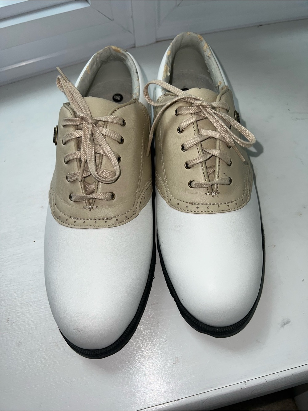 Etonic Two-Tone White and Beige Golf Shoes S 8M